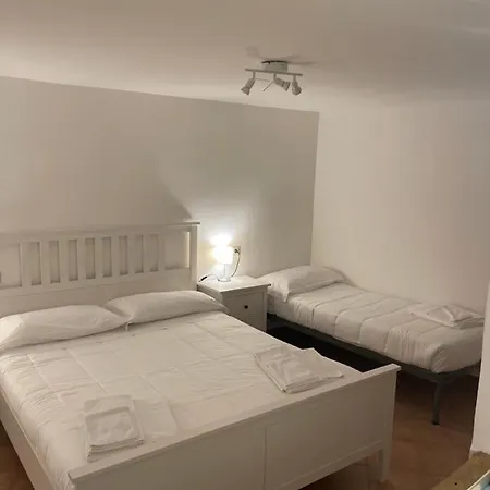 Atrium Boutique Bed & Breakfast 3*